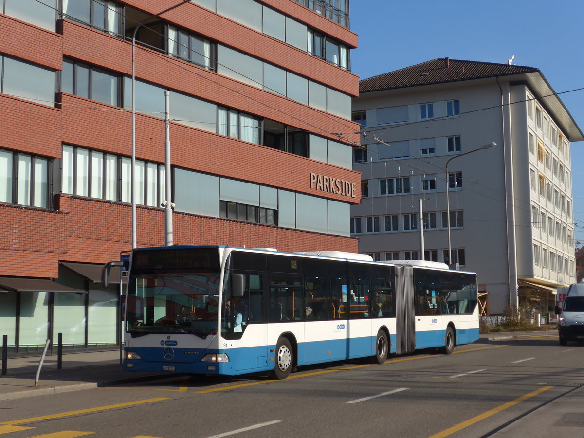(176'927) - Limmat Bus, Dietikon - Nr. 31/ZH 737'231 - Mercedes am 6. Dezember 2016 in Schlieren, Zentrum/Bahnhof