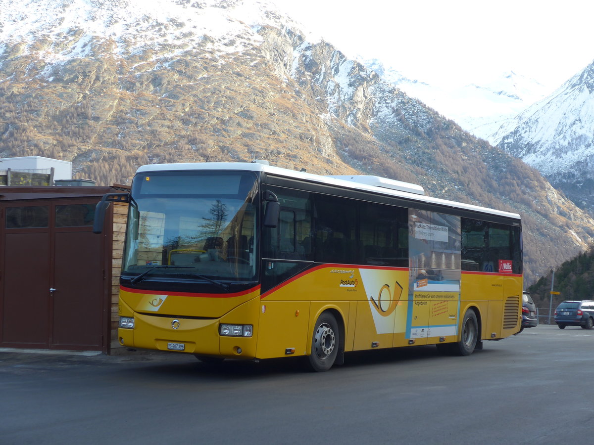 (177'372) - PostAuto Wallis - VS 407'396 - Irisbus am 26. Dezember 2016 in Saas-Fee, Postautostation