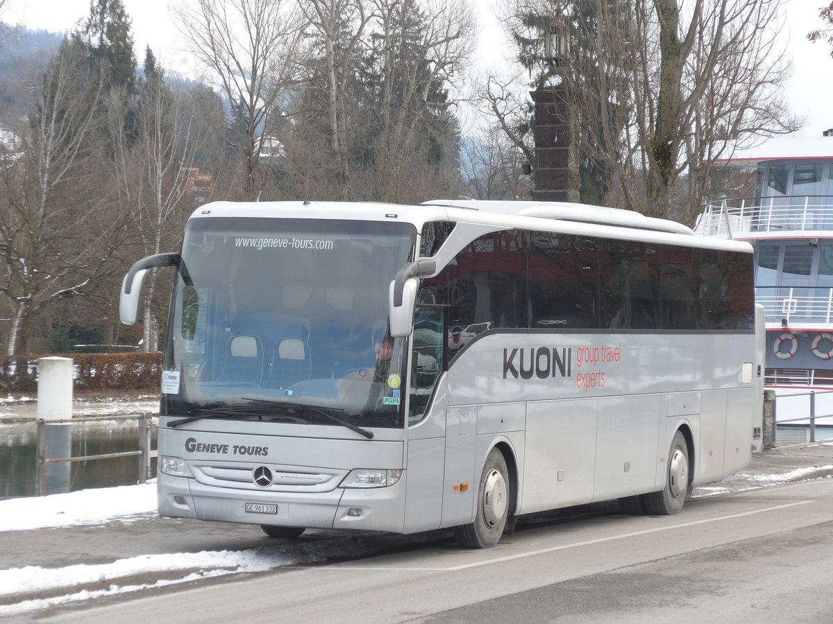(178'055) - Genve-Tours, Genve - GE 961'332 - Mercedes am 18. Januar 2017 bei der Schifflndte Thun