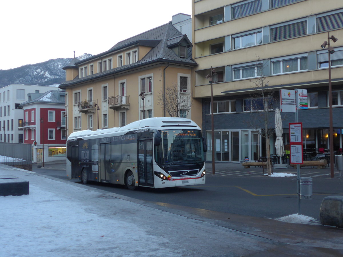 (178'069) - BS Sierre - VS 133'225 - Volvo am 21. Januar 2017 in Sierre, Htel de Ville CFF