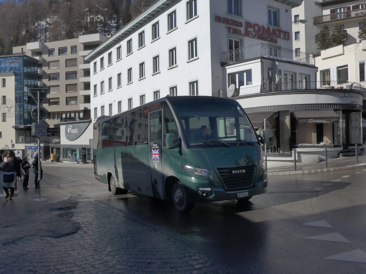 (178'573) - Chrisma, St. Moritz - GR 82'447 - Iveco/ProBus am 18. Februar 2017 in St. Moritz, Hotel Schweizerhof