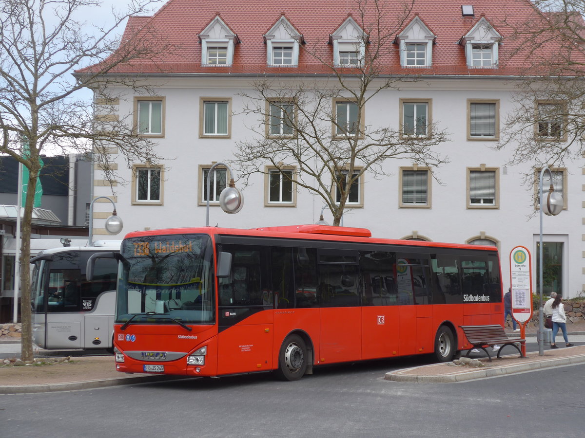 (179'005) - SBG Freiburg - FR-JS 245 - Iveco am 20. Mrz 2017 beim Bahnhof Waldshut