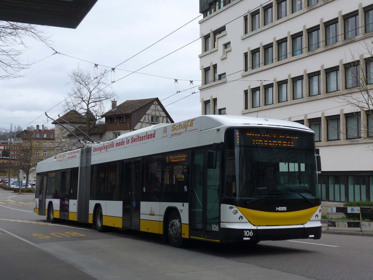 (179'035) - VBSH Schaffhausen - Nr. 106 - Hess/Hess Gelenktrolleybus am 20. Mrz 2017 beim Bahnhof Schaffhausen