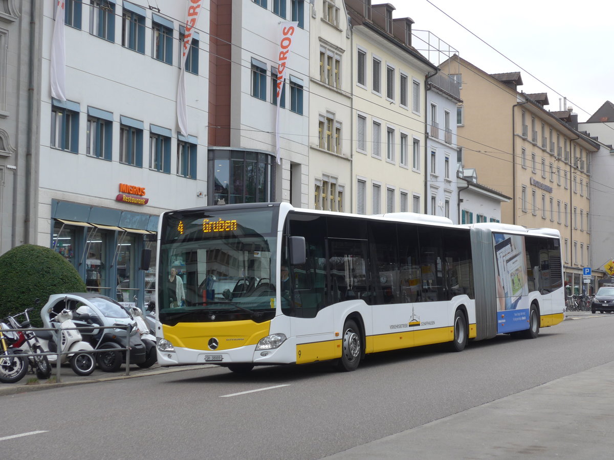 (179'038) - VBSH Schaffhausen - Nr. 9/SH 38'009 - Mercedes am 20. Mrz 2017 beim Bahnhof Schaffhausen