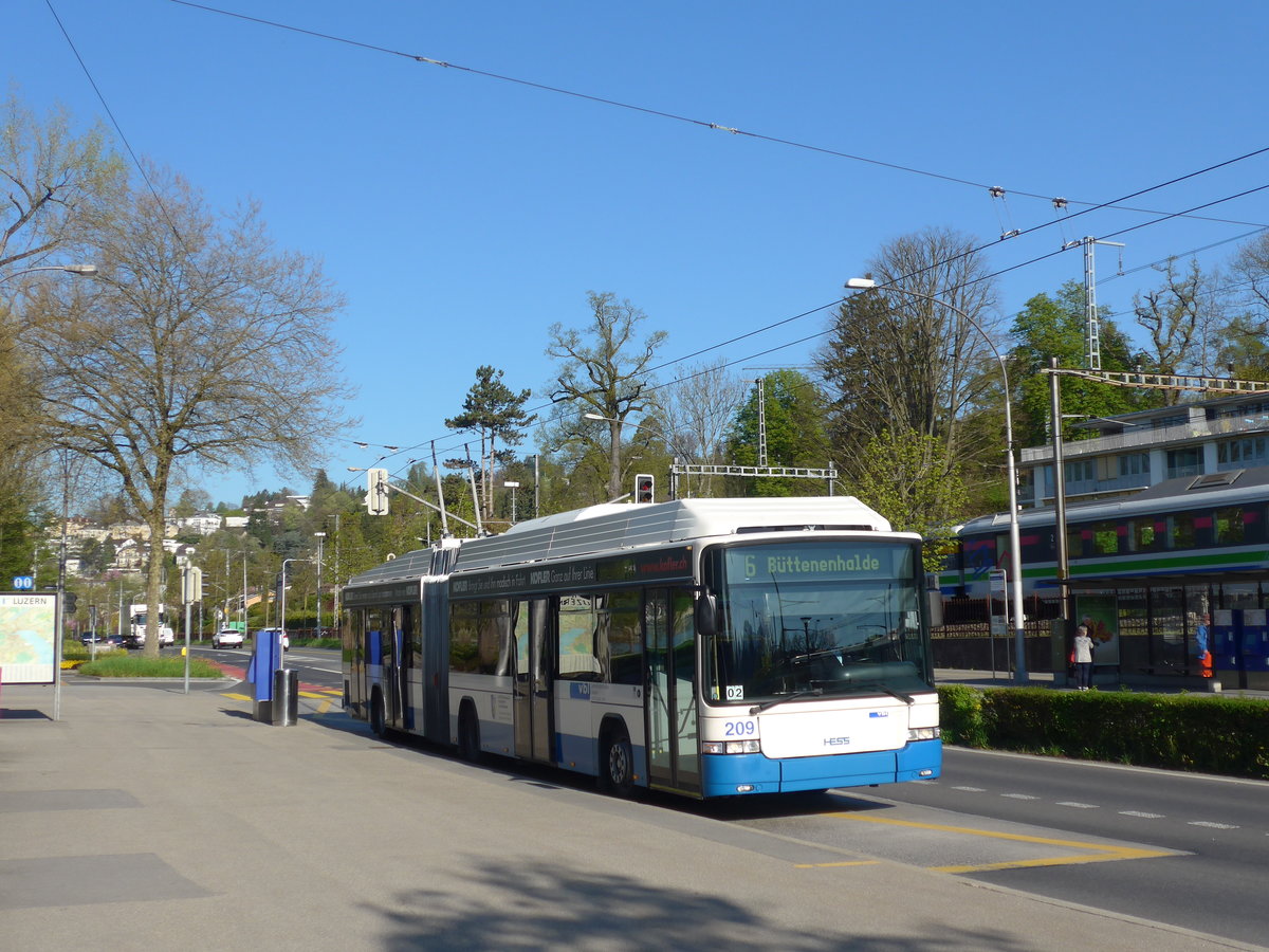 (179'390) - VBL Luzern - Nr. 209 - Hess/Hess Gelenktrolleybus am 10. April 2017 in Luzern, Verkehrshaus