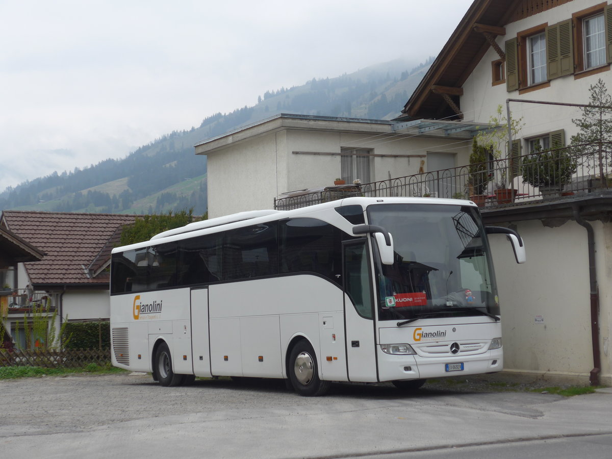 (179'700) - Aus Italien: Gianolini, Montagna - EX-063 EV - Mercedes am 23. April 2017 in Frutigen, Hotel Simplon