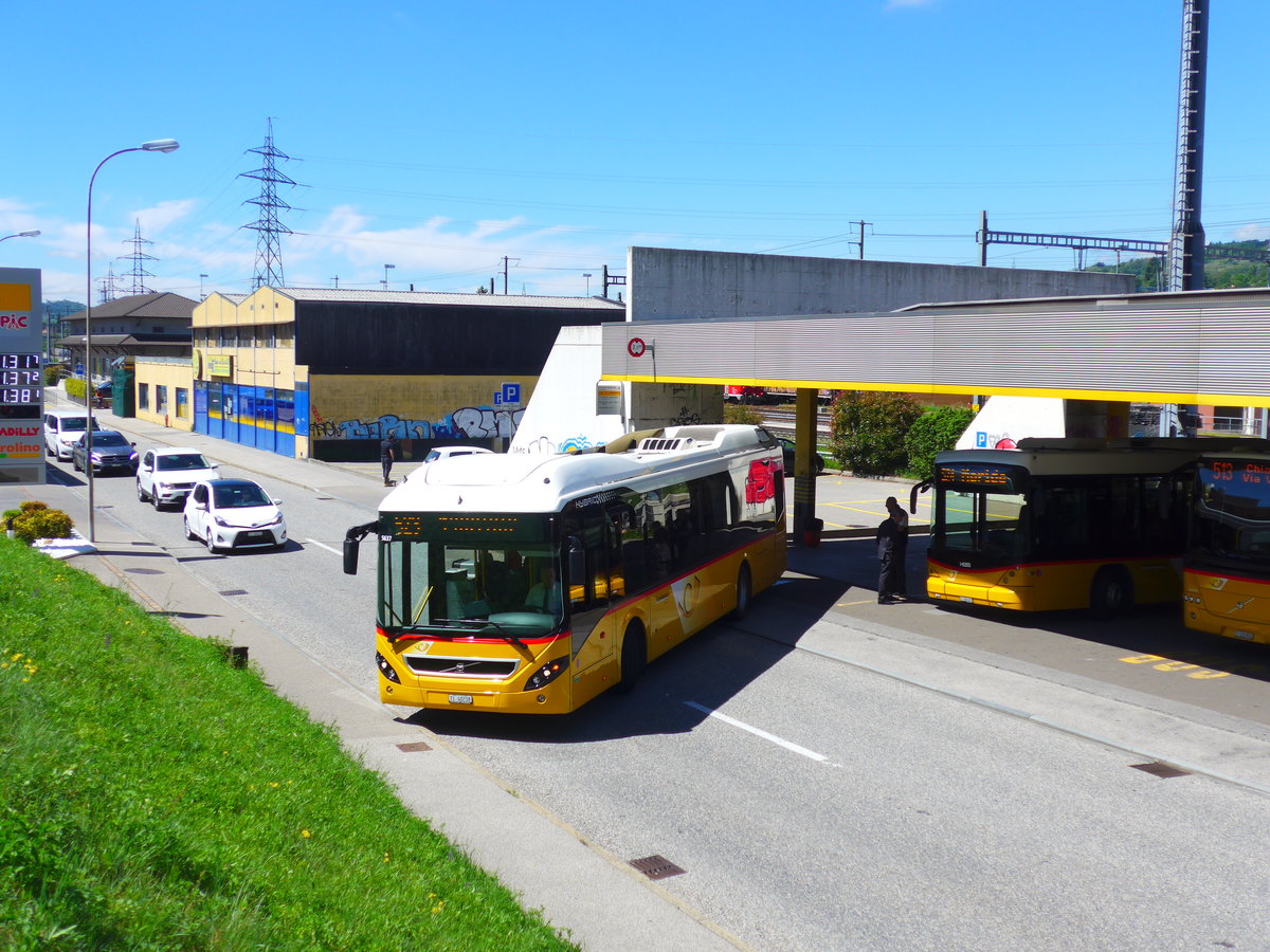 (180'071) - Autopostale, Mendrisio - TI 40'218 - Volvo am 13. Mai 2017 beim Bahnhof Mendrisio