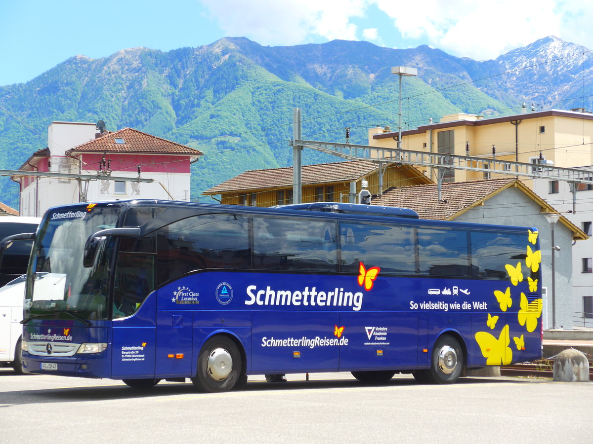 (180'086) - Aus Deutschland: Schmetterling, Obertrubach - FO-CM 47 - Mercedes am 13. Mai 2017 beim Bahnhof Locarno