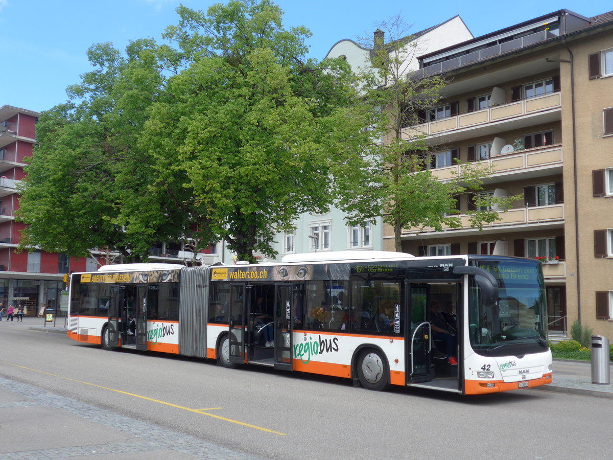 (180'206) - Regiobus, Gossau - Nr. 42/SG 283'920 - MAN am 21. Mai 2017 beim Bahnhof Gossau