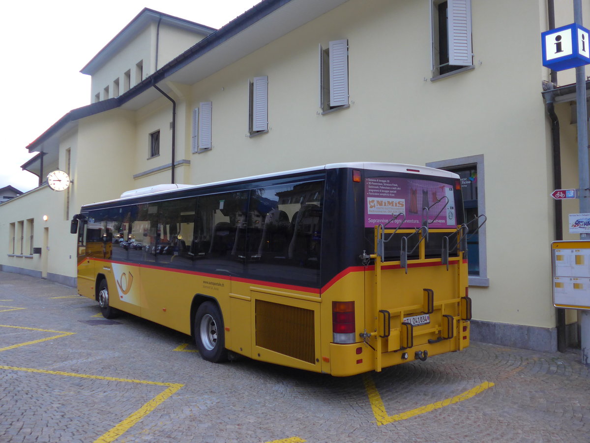 (180'663) - Marchetti, Airolo - TI 241'034 - Volvo am 23. Mai 2017 beim Bahnhof Airolo