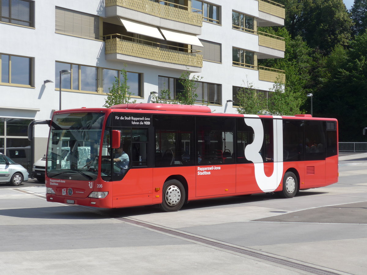 (181'126) - VZO Grningen - Nr. 206/ZH 155'206 - Mercedes am 15. Juni 2017 beim Bahnhof Jona