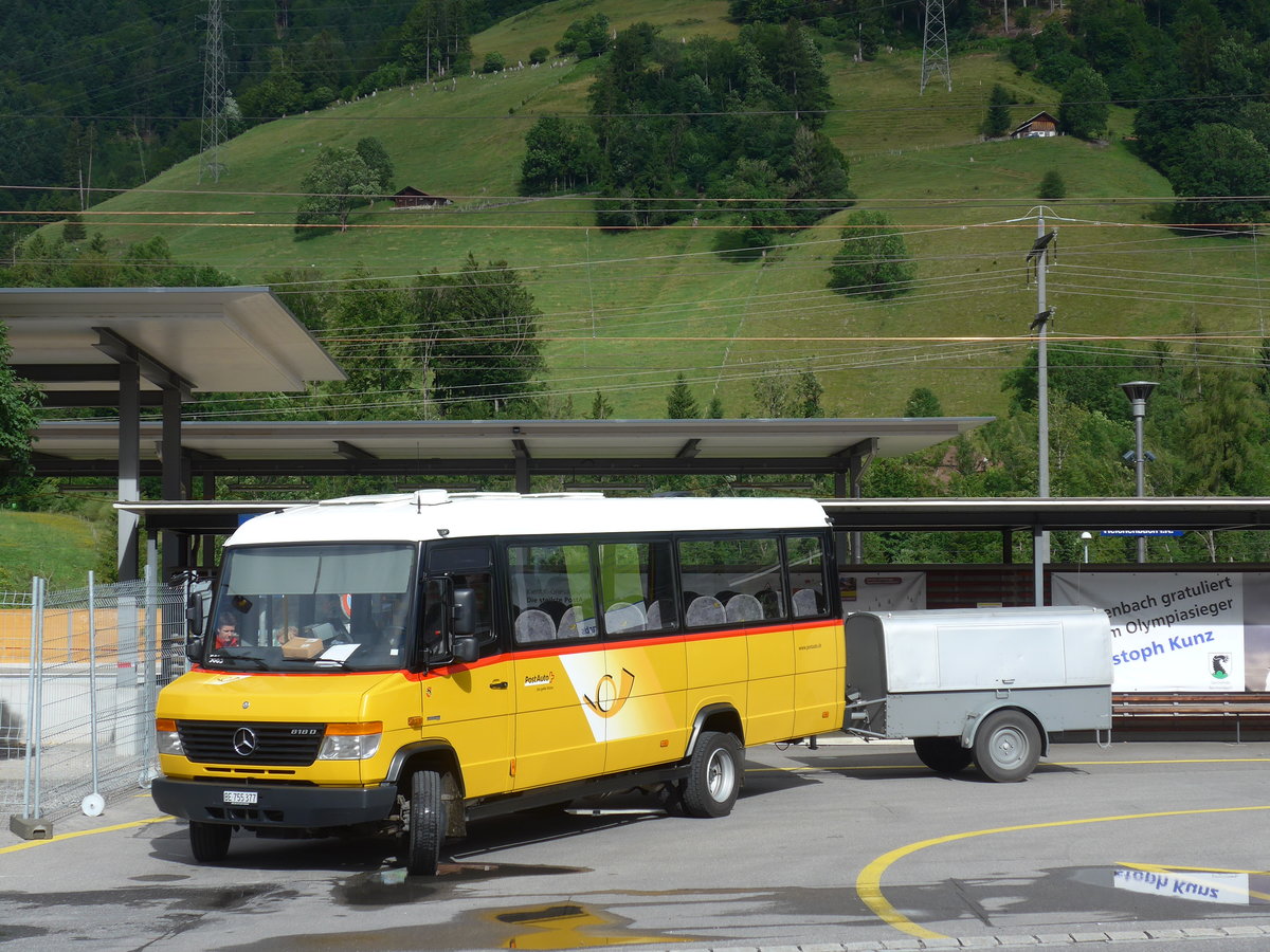 (181'612) - PostAuto Bern - BE 755'377 - Mercedes/Kusters am 1. Juli 2017 beim Bahnhof Reichenbach