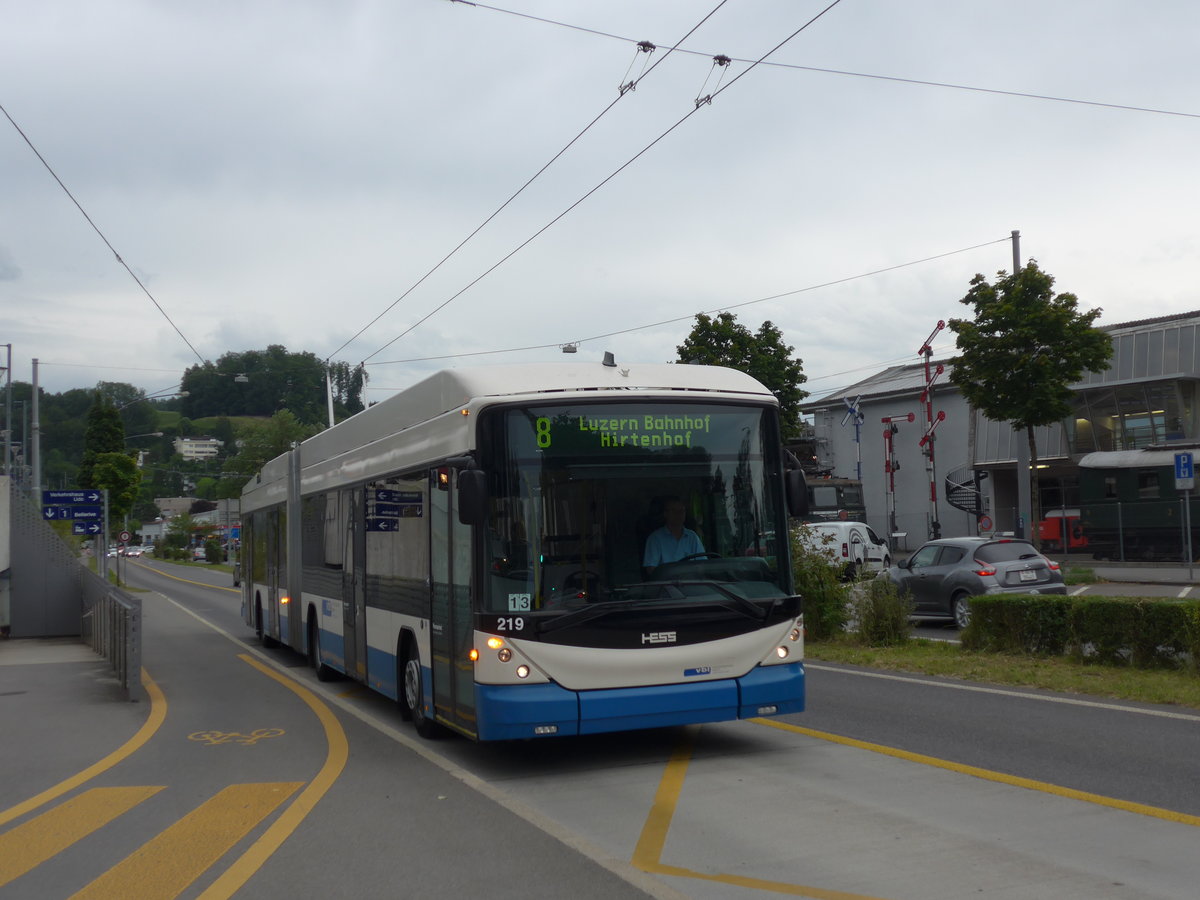 (181'792) - VBL Luzern - Nr. 219 - Hess/Hess Gelenktrolleybus am 8. Juli 2017 in Luzern, Verkehrshaus