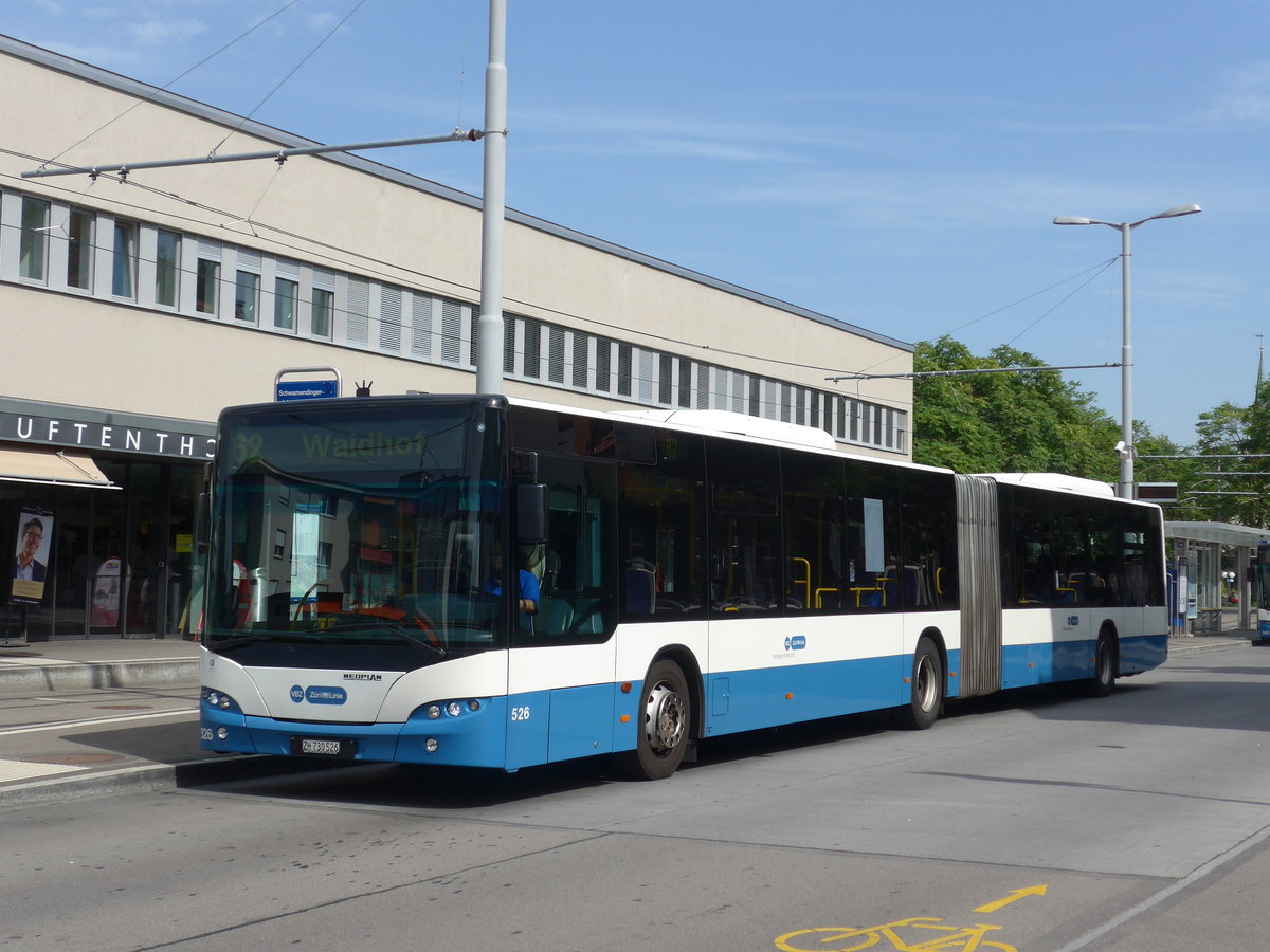 (182'677) - VBZ Zrich - Nr. 526/ZH 730'526 - Neoplan am 3. August 2017 in Zrich, Schwamendingerplatz