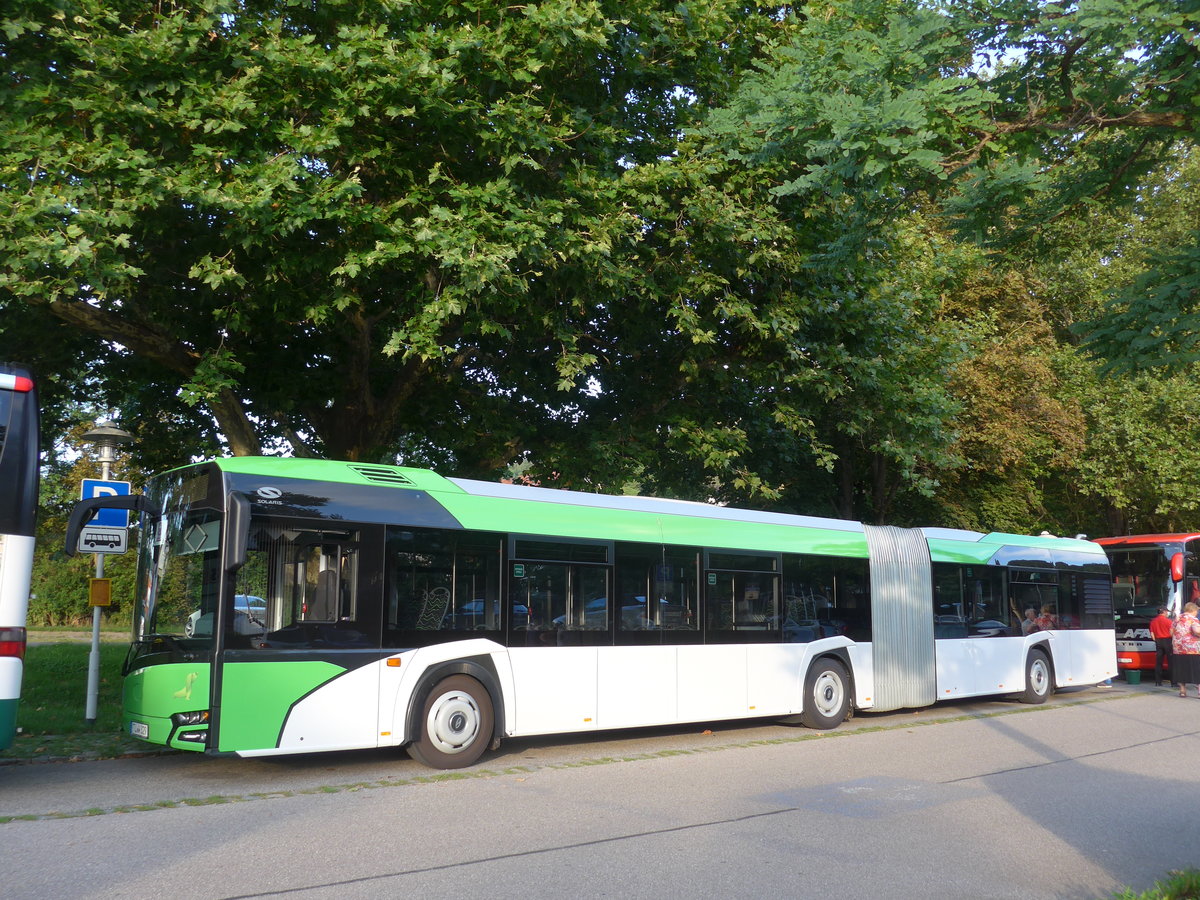 (183'854) - Weiss, Rottenburg - T-W 329 - Solaris am 22. August 2017 in Herrenberg, Carparkplatz
