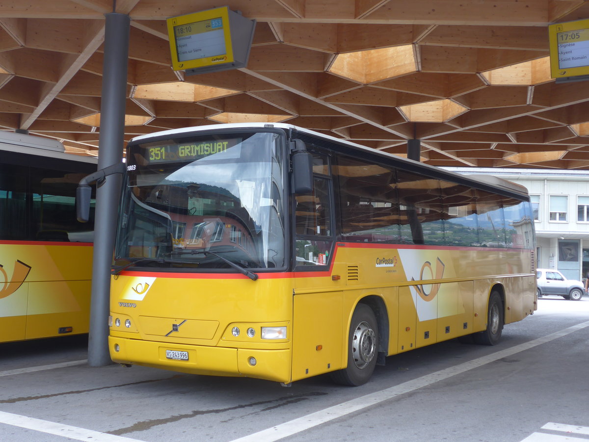 (184'058) - PostAuto Wallis - Nr. 20/VS 243'996 - Volvo (ex P 25'629) am 24. August 2017 beim Bahnhof Sion