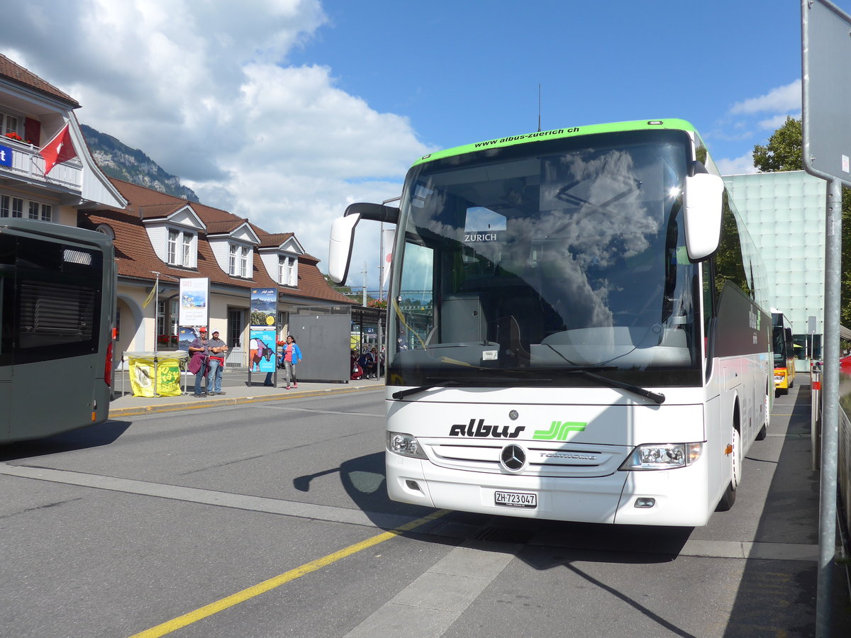(184'598) - Albus, Zrich - Nr. 5160/ZH 723'047 - Mercedes am 3. September 2017 beim Bahnhof Interlaken Ost