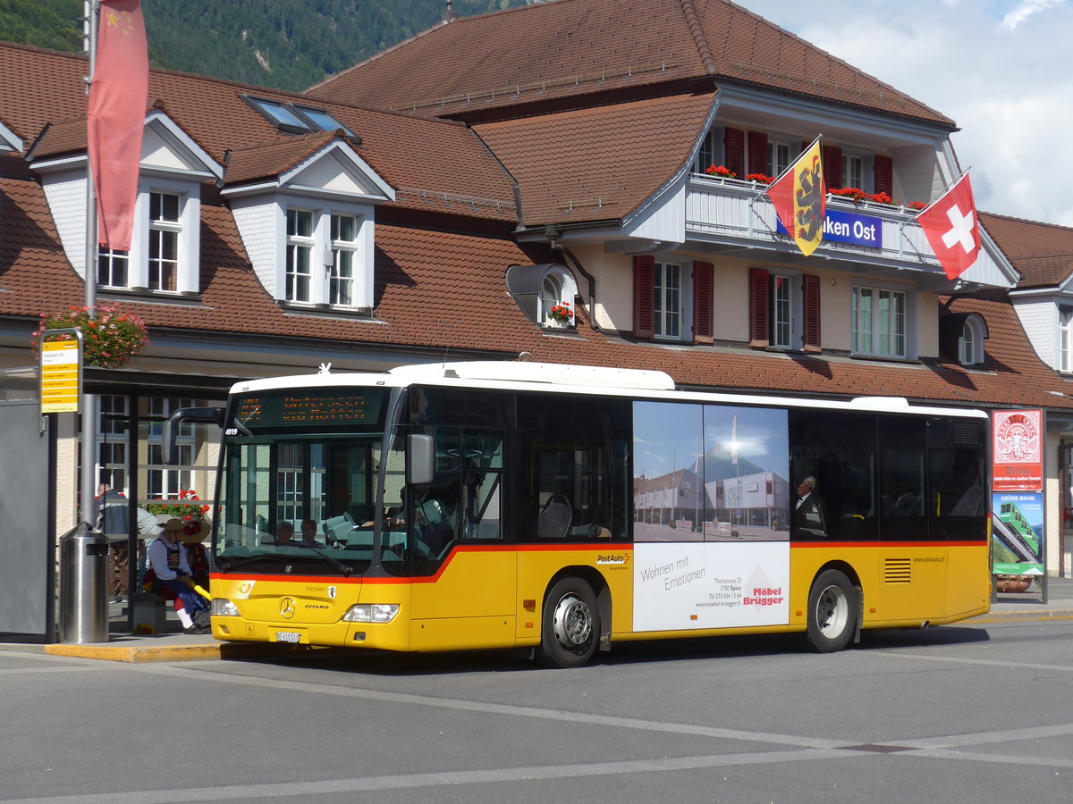 (184'608) - PostAuto Bern - BE 610'533 - Mercedes am 3. September 2017 beim Bahnhof Interlaken Ost