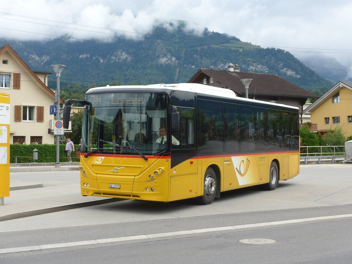 (184'756) - Dillier, Sarnen - Nr. 12/OW 12'275 - Volvo am 10. September 2017 beim Bahnhof Sarnen
