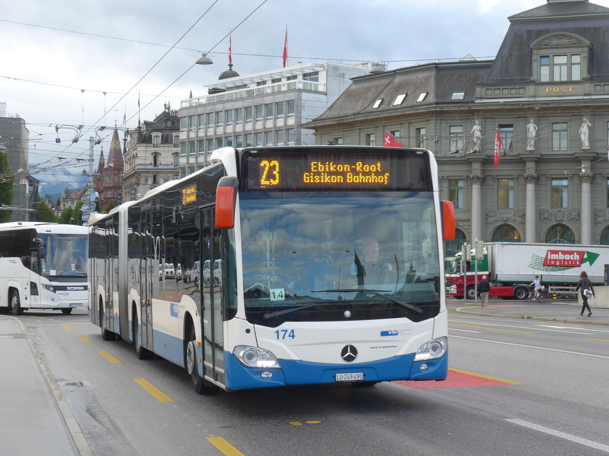 (185'121) - VBL Luzern - Nr. 174/LU 249'490 - Mercedes am 18. September 2017 in Luzern, Bahnhofbrcke