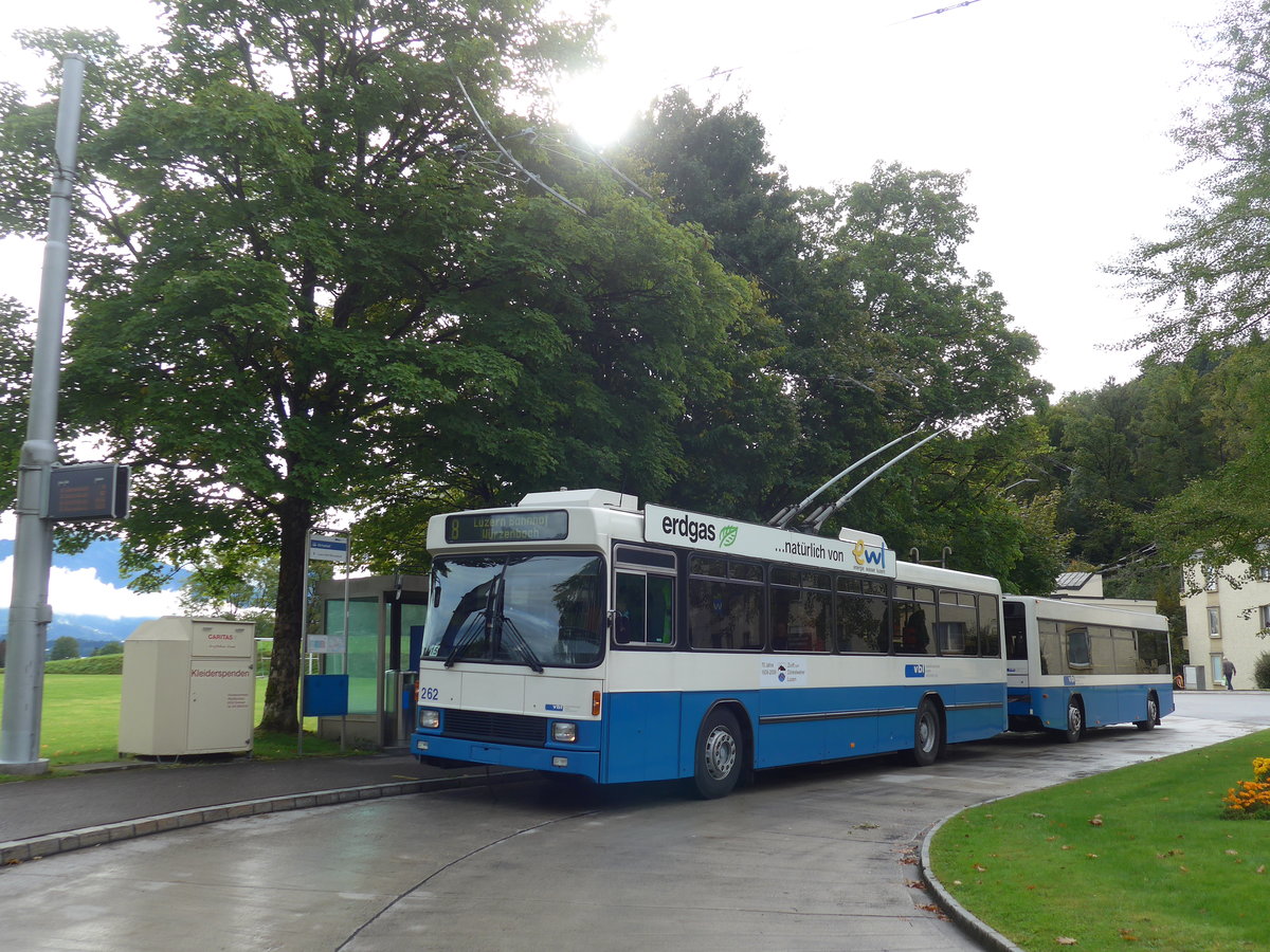 (185'148) - VBL Luzern - Nr. 262 - NAW/R&J-Hess Trolleybus am 18. September 2017 in Luzern, Hirtenhof