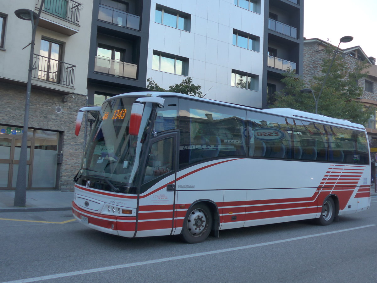 (185'427) - CIA Andorra la Vella - H2767 - Irisbus/Beulas am 27. September 2017 in La Massana, Les Entrades