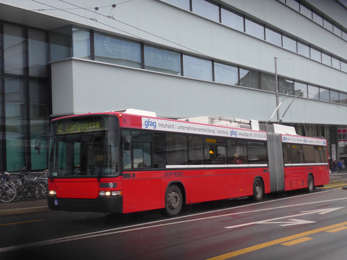 (186'521) - Bernmobil, Bern - Nr. 9 - NAW/Hess Gelenktrolleybus am 19. November 2017 in Bern, Schanzenstrasse