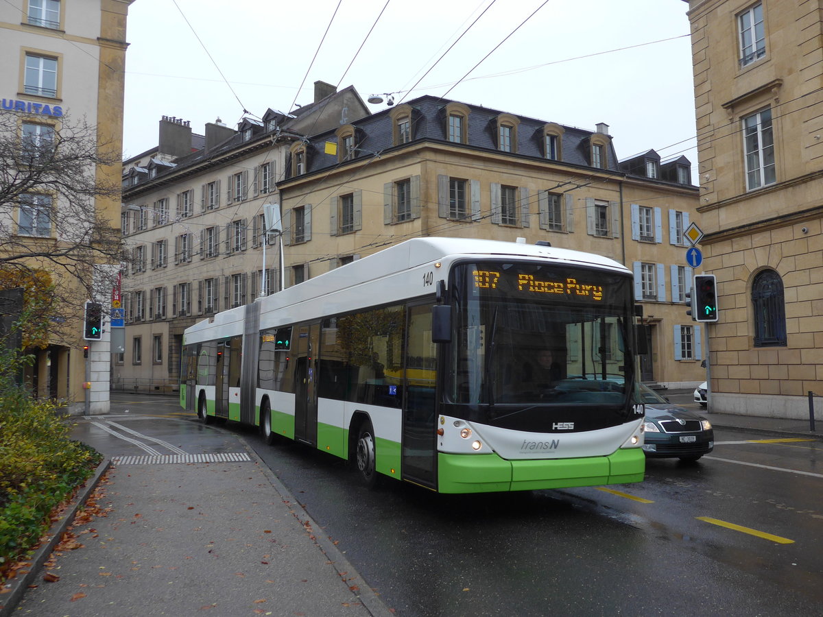 (186'625) - transN, La Chaux-de-Fonds - Nr. 140 - Hess/Hess Gelenktrolleybus (ex TN Neuchtel Nr. 140) am 25. November 2017 in Neuchtel, Place Pury