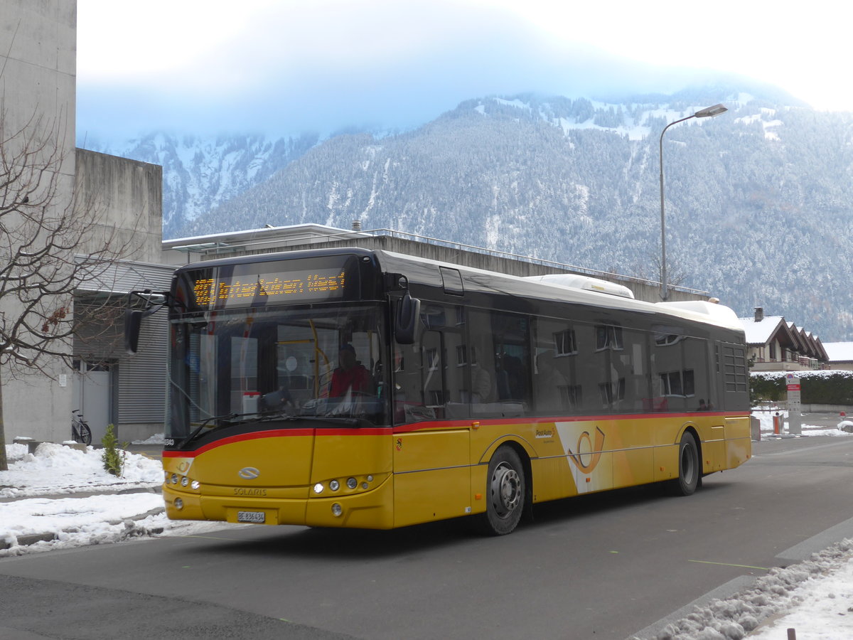 (186'761) - PostAuto Bern - BE 836'434 - Solaris (ex Nr. 581) am 3. Dezember 2017 beim Bahnhof Interlaken Ost