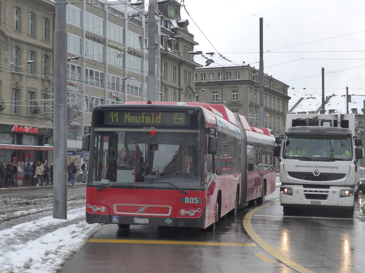 (187'032) - Bernmobil, Bern - Nr. 805/BE 612'805 - Volvo am 18. Dezember 2017 beim Bahnhof Bern