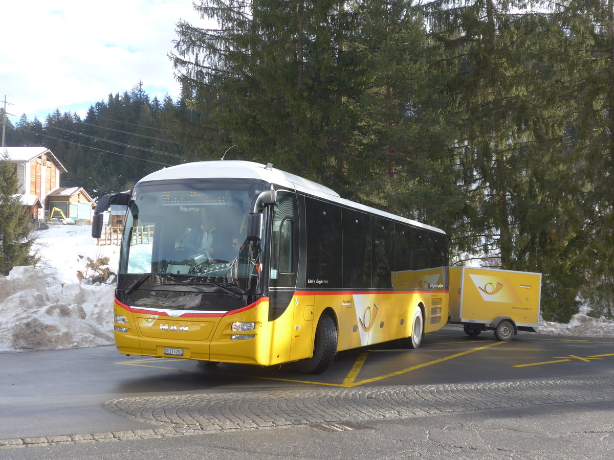 (187'363) - PostAuto Graubnden - GR 173'201 - MAN am 26. Dezember 2017 in Laax, Bergbahnen