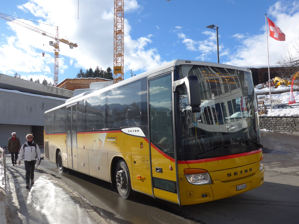 (187'400) - PostAuto Graubnden - GR 170'160 - Setra am 26. Dezember 2017 in Flims, Bergbahnen