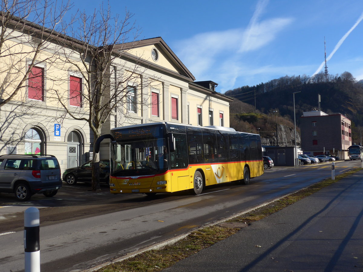 (187'524) - Kistler, Reichenburg - SZ 120'606 - MAN am 31. Dezember 2017 beim Bahnhof Ziegelbrcke