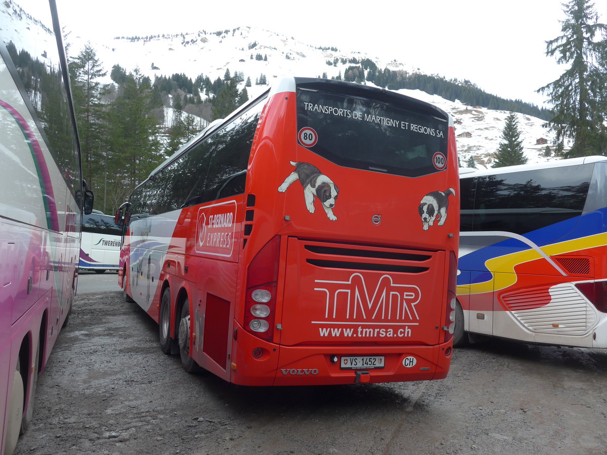 (187'832) - TMR Martigny - VS 1452 - Volvo am 7. Januar 2018 in Adelboden, Unter dem Birg