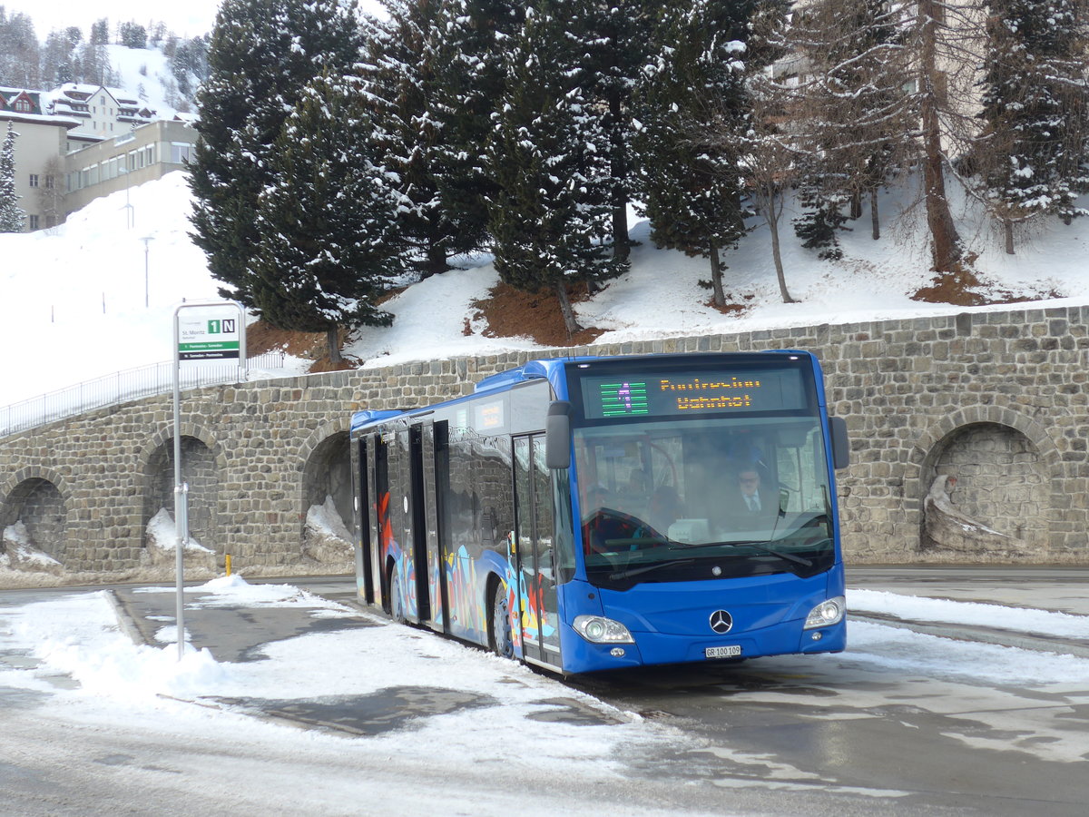 (188'164) - SBC Chur - Nr. 109/GR 100'109 - Mercedes am 3. Februar 2018 beim Bahnhof St. Moritz