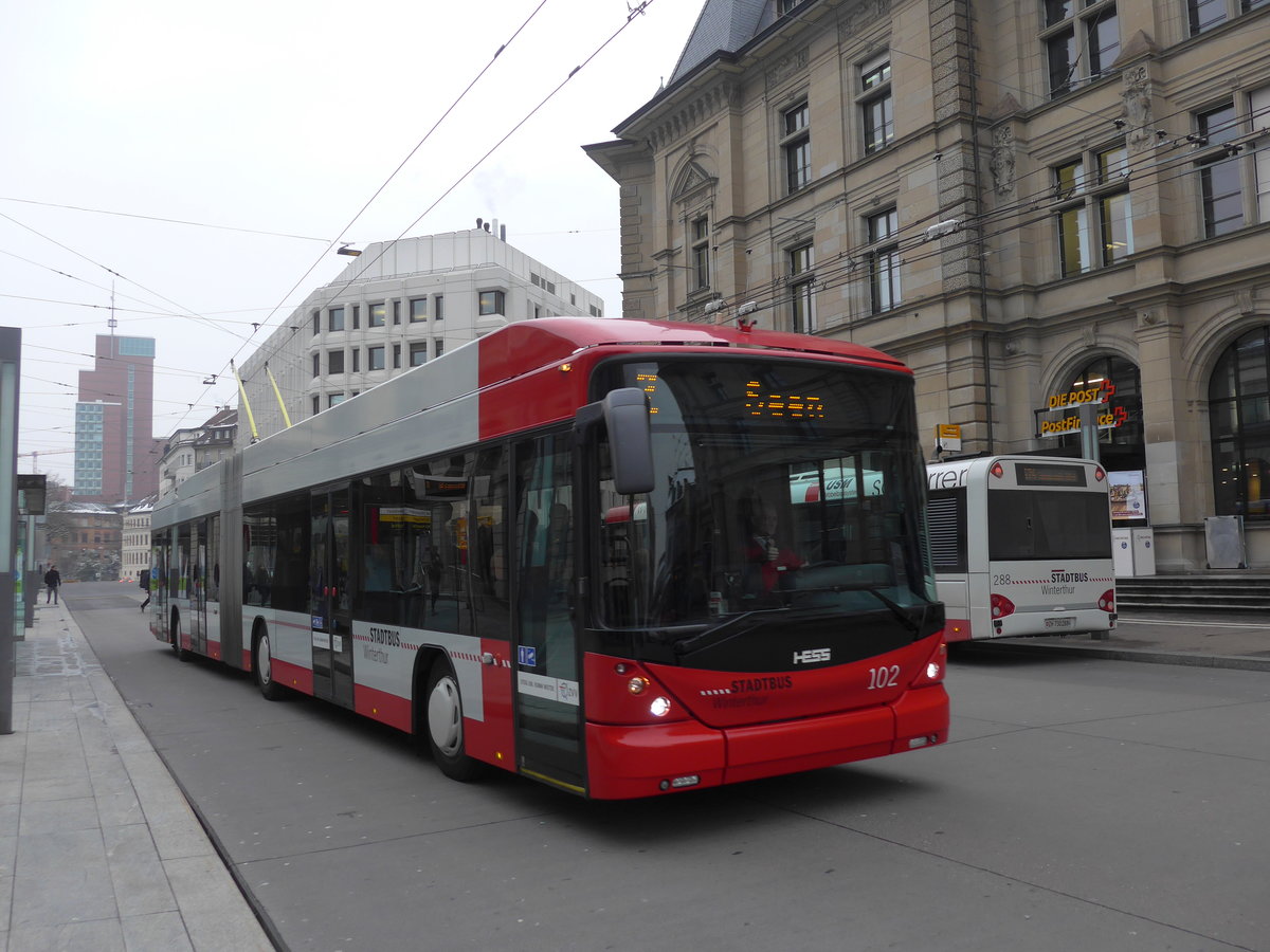 (188'345) - SW Winterthur - Nr. 102 - Hess/Hess Gelenktrolleybus am 8. Februar 2018 beim Hauptbahnhof Winterthur