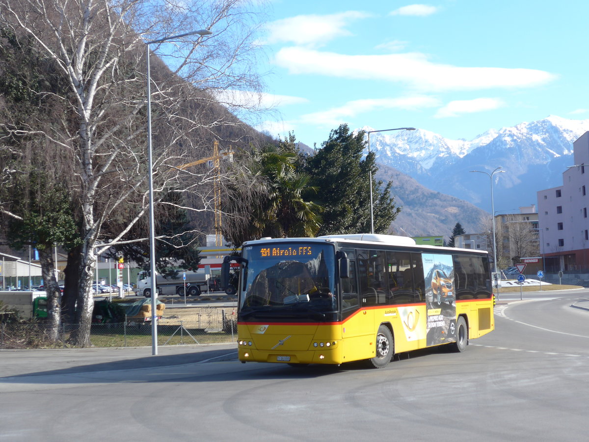 (188'577) - Marchetti, Airolo - TI 241'035 - Volvo am 14. Februar 2018 beim Bahnhof Castione