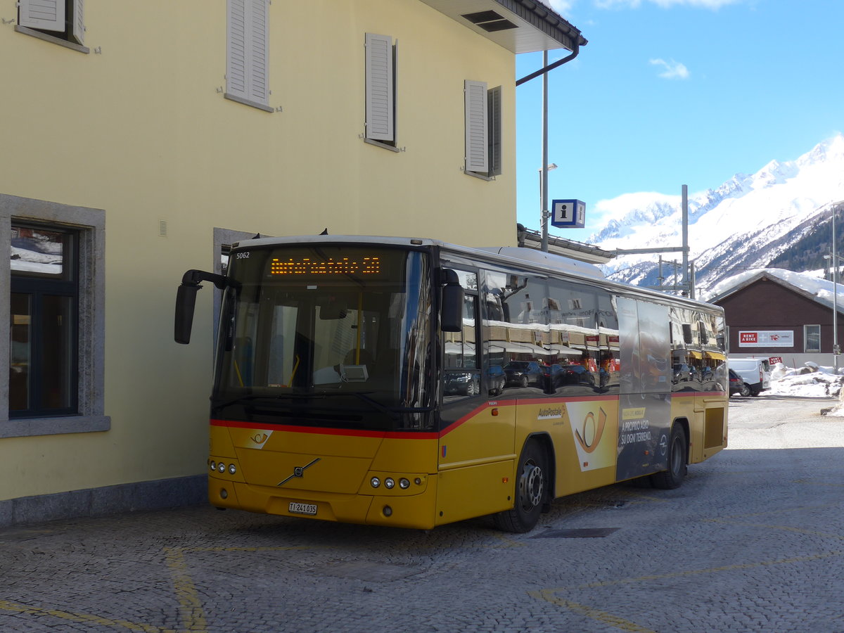 (188'595) - Marchetti, Airolo - TI 241'035 - Volvo am 14. Februar 2018 beim Bahnhof Airolo
