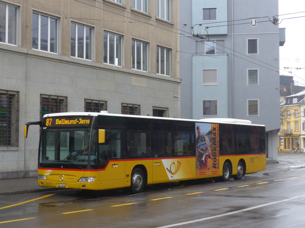 (188'654) - AVA Aarberg - Nr. 3/BE 26'613 - Mercedes am 15. Februar 2018 in Biel, Bahnhofplatz