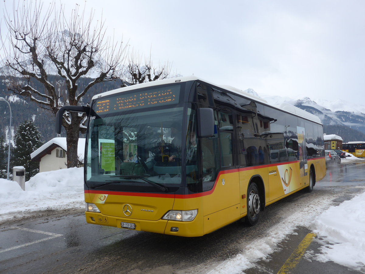 (188'755) - PostAuto Graubnden - GR 159'303 - Mercedes am 16. Februar 2018 beim Bahnhof Scuol-Tarasp