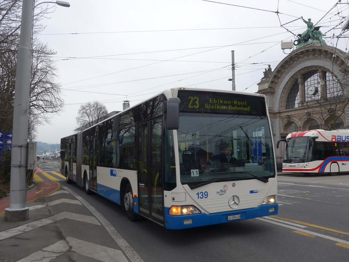 (189'314) - VBL Luzern - Nr. 139/LU 199'439 - Mercedes am 17. Mrz 2018 beim Bahnhof Luzern