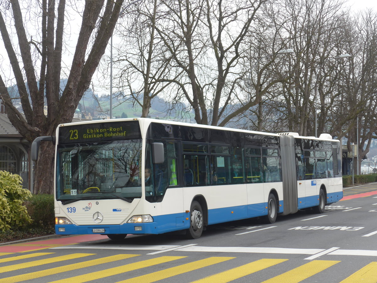 (189'389) - VBL Luzern - Nr. 139/LU 199'439 - Mercedes am 17. Mrz 2018 beim Bahnhof Luzern