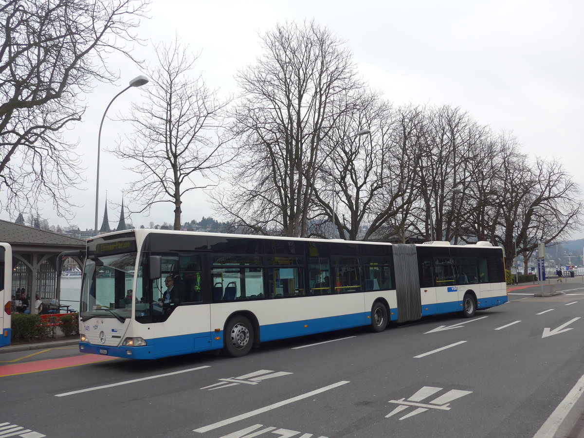 (189'417) - VBL Luzern - Nr. 141/LU 199'441 - Mercedes am 17. April 2018 beim Bahnhof Luzern