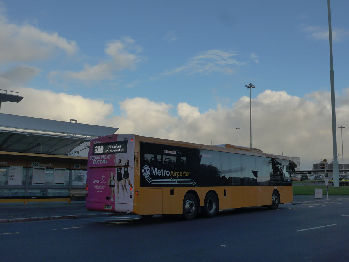 (190'503) - AT Metro, Auckland - Nr. GB5104/KDB681 - Volvo/KiwiBus am 20. April 2018 in Auckland, Airport