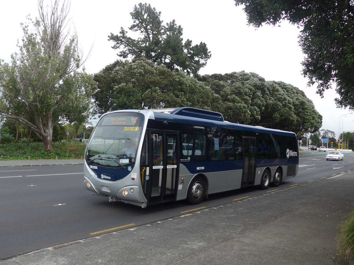 (192'008) - AT Metro, Auckland - Nr. NB2155/EUJ390 - Scania/Designline am 30. April 2018 in Auckland, Motat