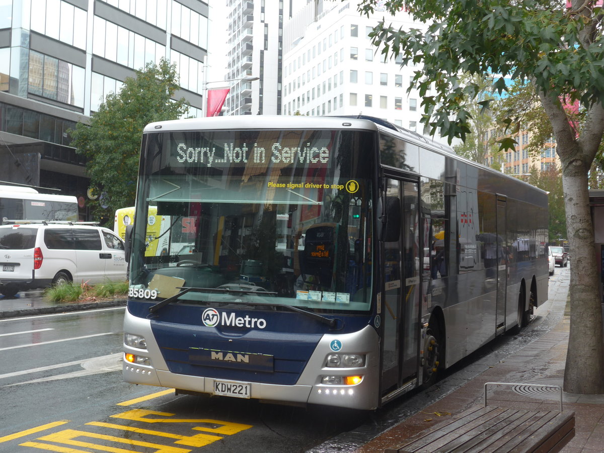 (192'046) - AT Metro, Auckland - Nr. GB5809/KDW221 - MAN/Gemilang am 30. April 2018 in Auckland