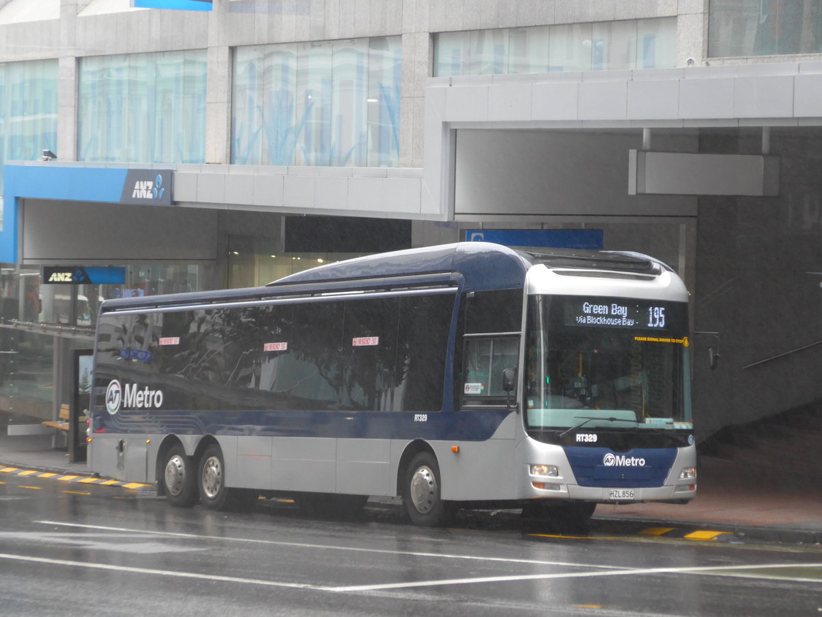(192'060) - AT Metro, Auckland - Nr. RT329/HZL856 - MAN/Gemilang am 30. April 2018 in Auckland