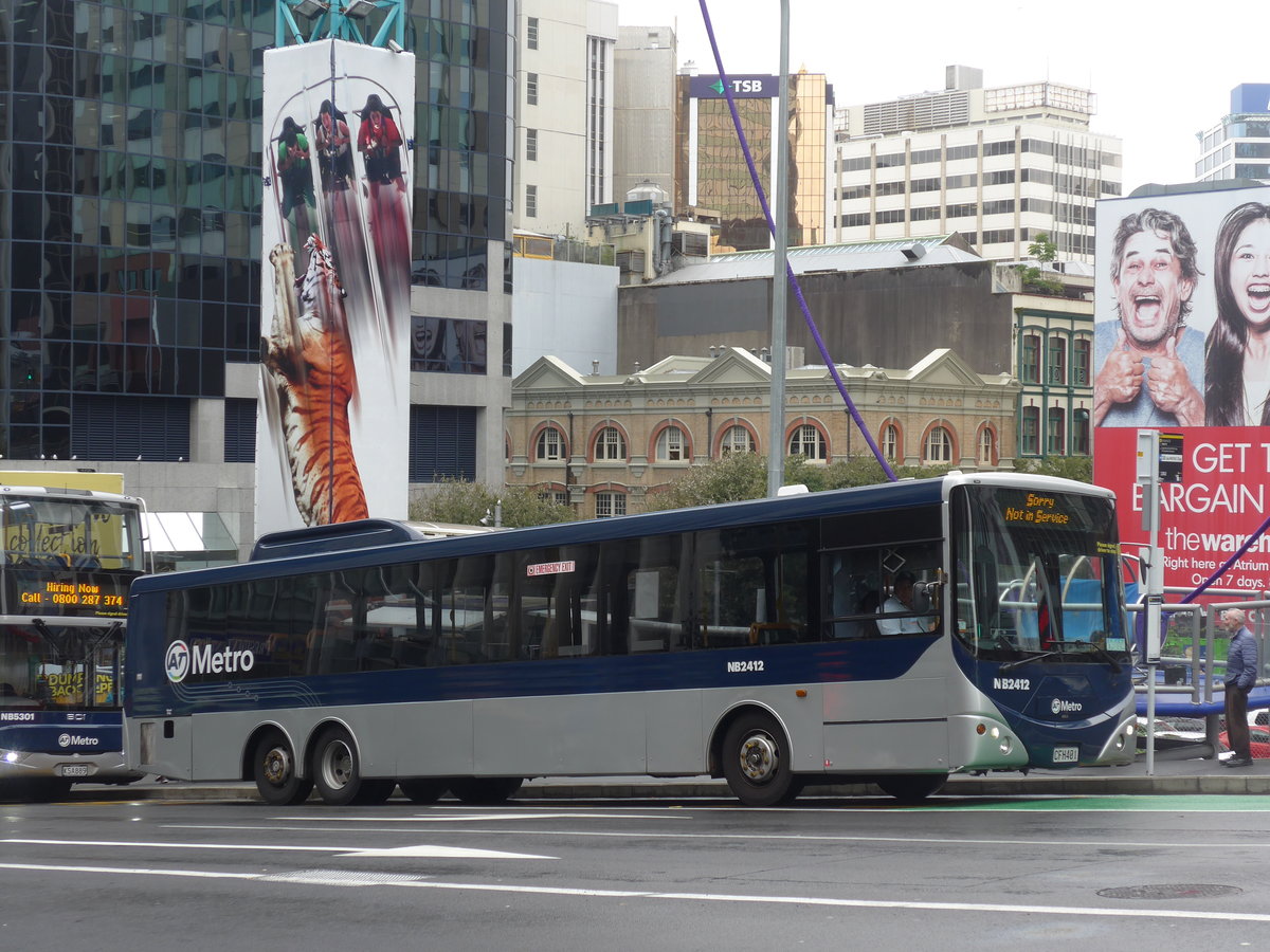 (192'135) - AT Metro, Auckland - Nr. NB2412/CFH401 - MAN/Designline am 30. April 2018 in Auckland