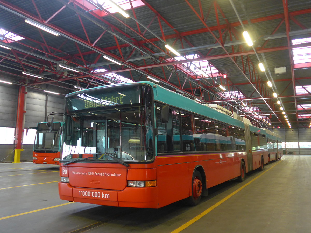 (192'837) - VB Biel - Nr. 90 - NAW/Hess Gelenktrolleybus am 6. Mai 2018 in Biel, Depot