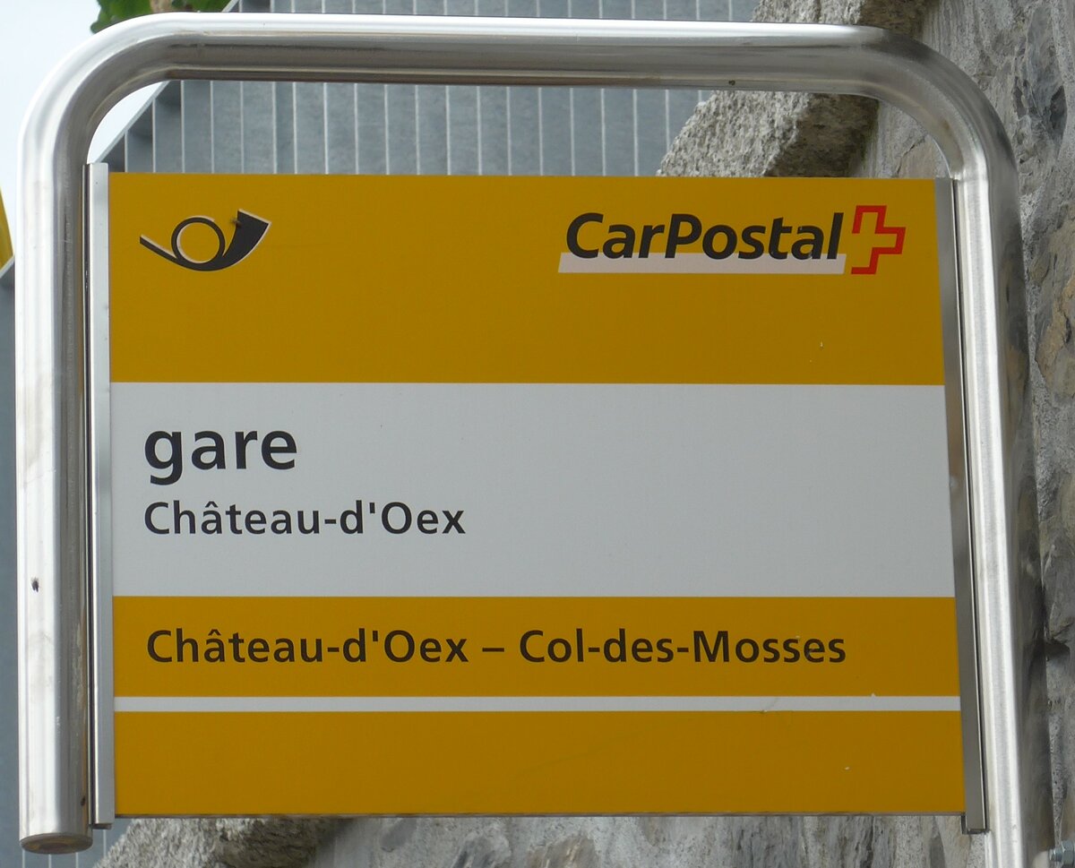 (193'273) - PostAuto-Haltestellenschild - Chteau-d'Oex, gare - am 21. Mai 2018